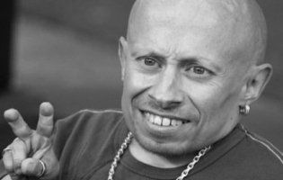Зірковий актор-карлик помер через алкоголь