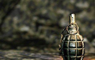 Пацієнт у лікарні під подушкою тримав бойову гранату, яку привіз з АТО