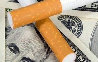 Українці скоро перестануть курити