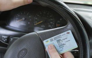 За що і наскільки українців можуть позбавити водійських прав?