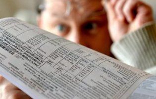 Українцям зможуть відключити житлово-комунальні послуги через борги