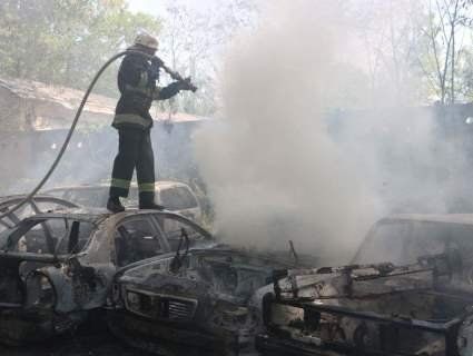 У Києві згоріли 54 авто
