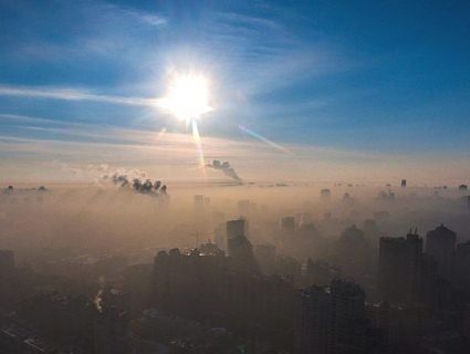 Сім мільйонів людей помирає щорічно через брудне повітря