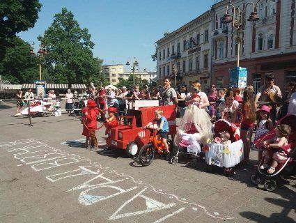 У Івано-Франківську відбулася наймирніша акція у світі (фото, відео)