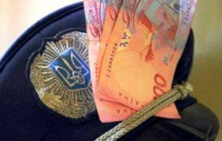 Львівського копа-сутенера начальство прикривало за хабарі