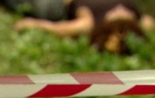 На Дніпропетровщині в лісосмузі знайшли тіло семикласниці