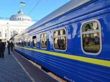 В українських потягах з’явиться повноцінне харчування