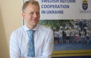 Київські щипачі обчистили шведського дипломата