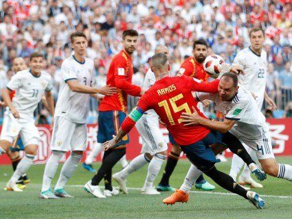 Гру збірну Росії після перемоги над Іспанією розкритикували російські зірки