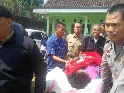 В Індонезії виявили жінку, яка пропала в морі півтора роки тому