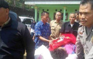 В Індонезії виявили жінку, яка пропала в морі півтора роки тому