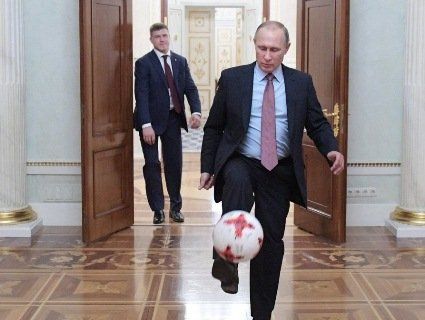 Путін попросив легенд футболу дати прогноз про переможця ЧС-2018