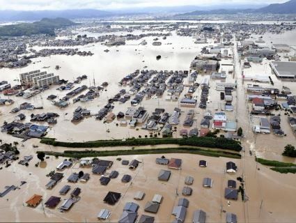 В Японії тропічний тайфун «Марія» поховав під водою і брудом 70 людей