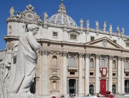 Новий закон Ватикану обурив «наречених Христових» через цноту