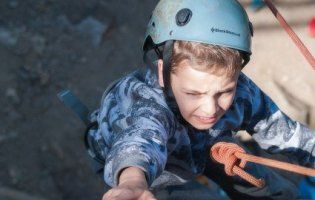 У Києві підлітки затіяли смертельно небезпечну гру