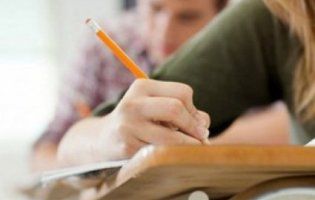 ТОП-15 перлів цьогорічного ЗНО з української мови та літератури