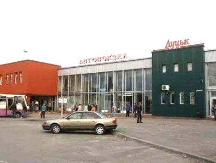 Луцька міськрада відхрестилася від скандалу з автостанцією