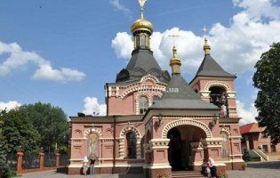 Московська церква споює неповнолітніх, продаючи їм алкоголь (відео)