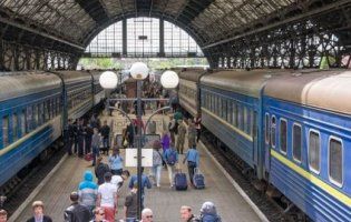 Чотири додаткові потяги запустять до Дня незалежності