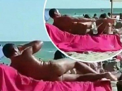 Оголений відпочивальник шокував найбільший пляж у Кирилівці