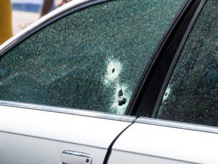 Забагато збігів: у Харкові невідомі розстріляли авто, яке дратує депутата (відео)