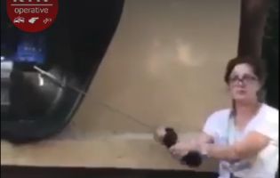 В Києві п’яна пацанка розбила таксофон і прославилася в Мережі (відео)