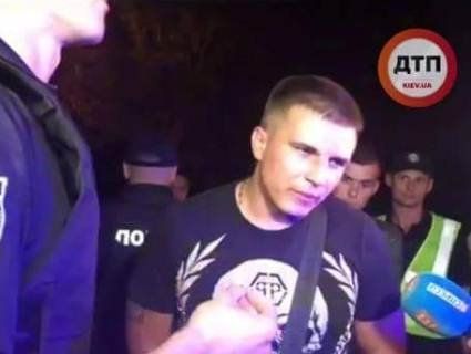 Київський мажор, який зніс три авто, дивом нікого не вбив до моменту аварії (відео)