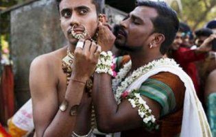 В Індії на рівні закону дозволили одностатевий секс