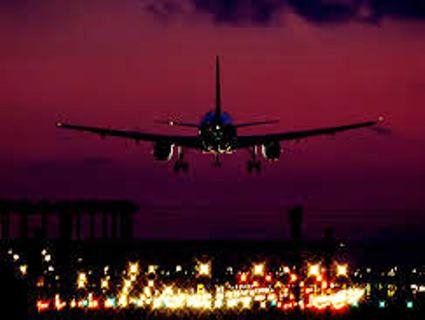 Кияни виступають проти нічних польотів літаків над столицею