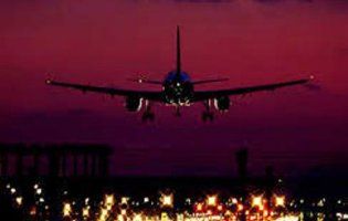 Кияни виступають проти нічних польотів літаків над столицею