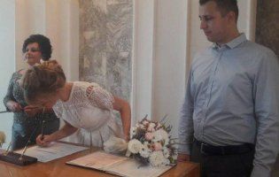 Радник міністра юстиції України у Луцьку привітав чотиритисячну пару молодят