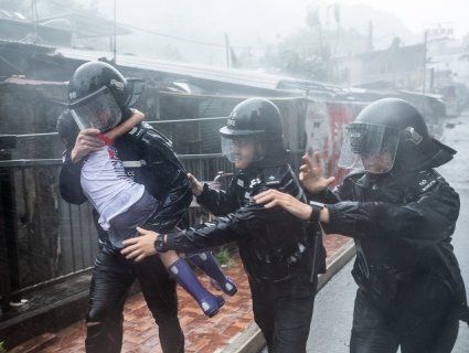 У Мережі з’явилося відео тайфуну «Мангхут», який «нищить» Китай