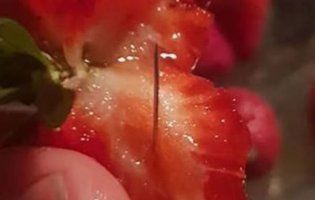 Смертоносна начинка: магазини Австралії заполонила полуниця з голками та шпильками (фото)