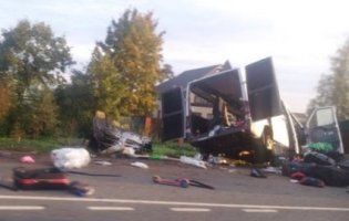 Винуватець смертельної аварії з українцями в Росії хотів стерти сліди вини