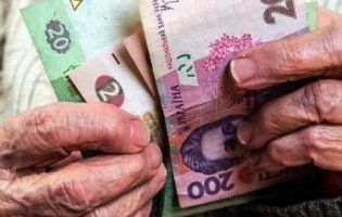 Українські пенсіонери можуть залишитися без пенсій