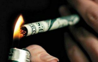 Курити в Україні стане значно дорожче