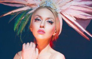 Найсвіжіше у «Ліга сміху»: Кошовий - гейша, Полякова з бобром на голові та алкаш Ласточкін (відео)