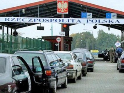 Катастрофа на польських митницях паралізує кордон з Україною