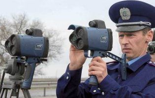 Патрульних на дорогах України озброять лазерними радарами