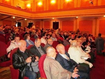 У Луцьку відбувся святковий концерт для людей похилого віку (фото)