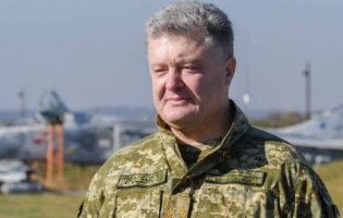 Порошенко дозволив силам ООС відкривати вогонь на Донбасі зі всіх видів зброї