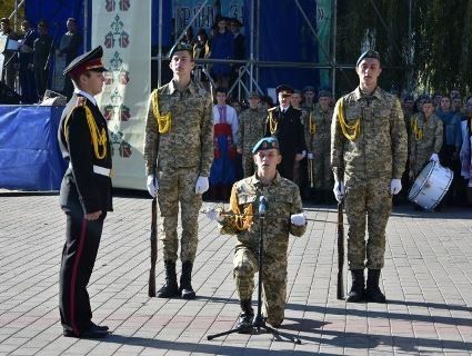 День Захисника України 2018: волиняни публікують свої фото у військовій формі (фото)