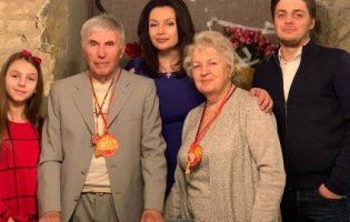 Батьки Тетяни Єремеєвої святкують золоте весілля