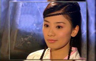Азіатська акторка зізналася, як їй вдається виглядати вдвічі молодшою