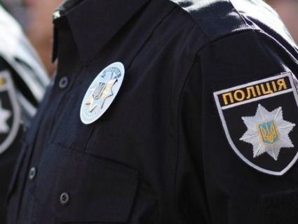 У Луцьку нічне патрулювання для поліцейського могло закінчитися бідою (відео)
