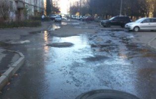 Луцьк затопило гарячою водою (фото)