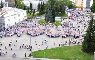 Що думають лучани про рідну мову: сьогодні День української писемності та мови