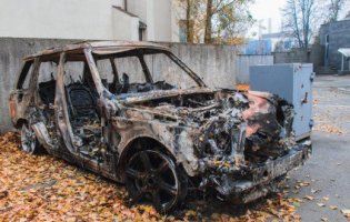 Вигоріле авто головного «євробляхара» країни тепер визначна пам’ятка