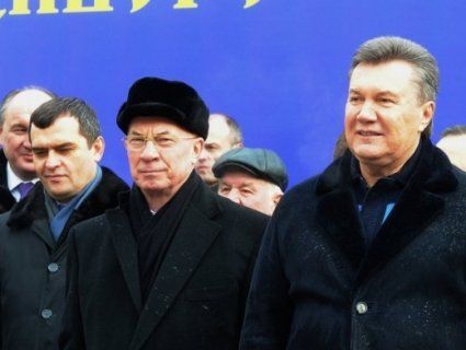 Азаров, Янукович, Захарченко: чим займаються українські зрадники після втечі