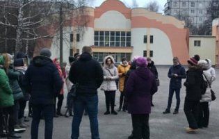 Рівненські школярі у страшній небезпеці